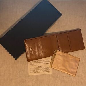 NIB 1980s Buxton “Cambridge” Genuine Leather bifold Wallet; never folded; Canada